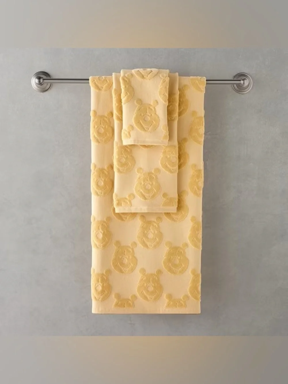 Winnie the Pooh Licensed 3-Piece Sculpted Debossed Bath Towel Set